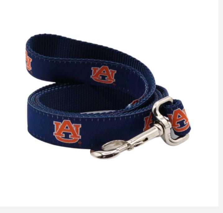 Auburn Tigers dog leash in navy with orange AU logos